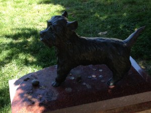 Memorial for Tot from The Wizard of Oz (Hollywood Forever Cemetery)