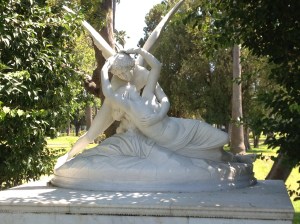 One of my fave ever statues - did not expect to find it in a cemetery!